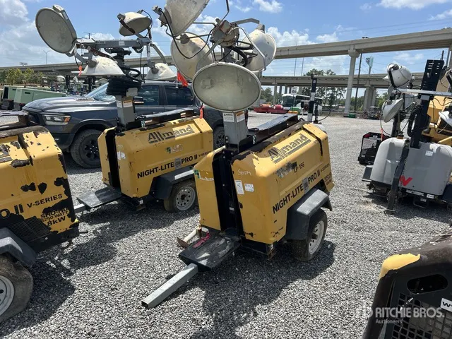 2014 Allmand Night-Lite Pro II 8 kW Light Tower (Inoperable)