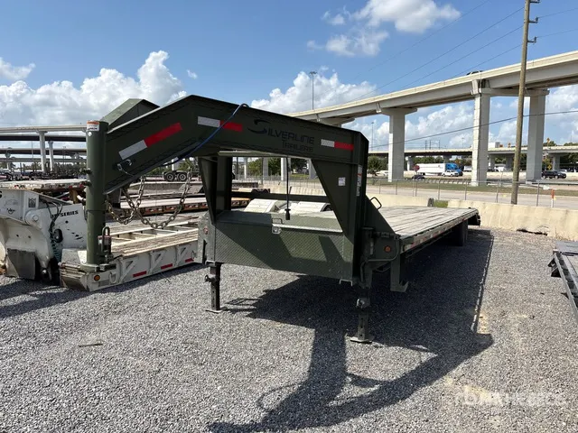 2026 East Texas 40 ft T/A Gooseneck Equipment Trailer