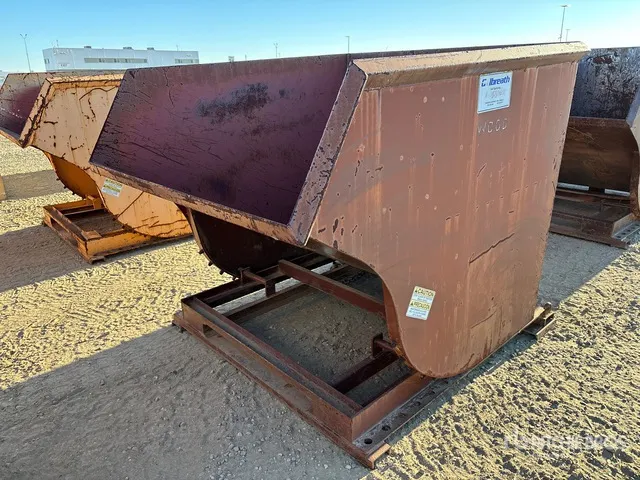 2010 Galbreath H-250 6 ft Self-Dumping Hopper