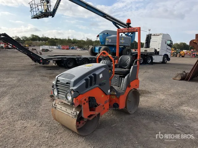 2016 Hamm HD8VV Double Drum Roller