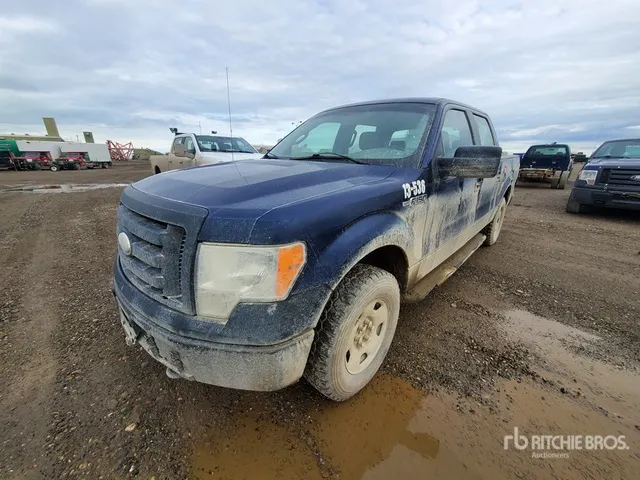 2009 Ford F-150 XL 4x4 Crew Cab Pickup