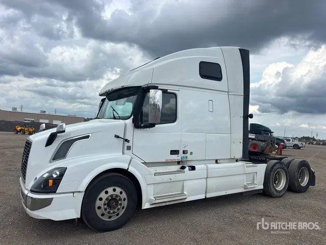2016 Volvo VNL 6x4 T/A Sleeper Truck Tractor
