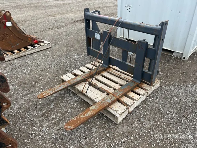 2019 H & H 48 in Fork Attachment