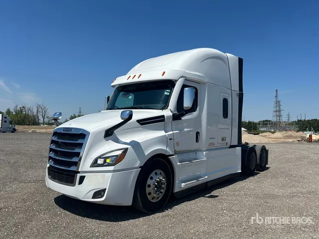 2024 Freightliner Cascadia 126 T/A Sleeper Truck Tractor