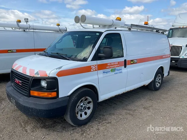 2009 GMC Savana 1500 Cargo Van