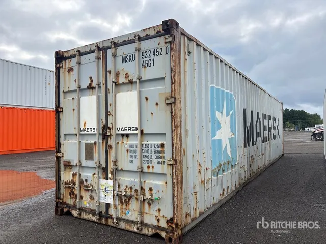 2005 40 ft High Cube Storage Container