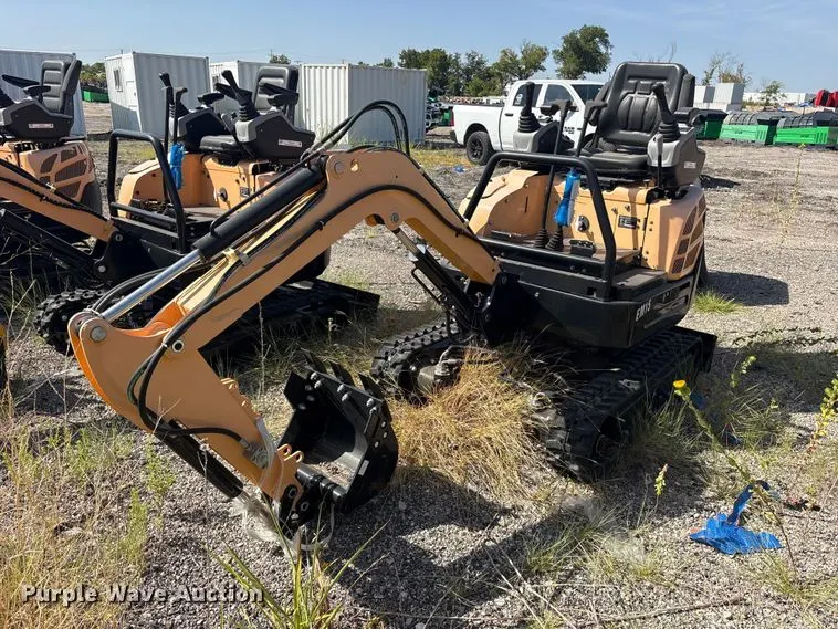 2024 Erie EM15 mini excavator
