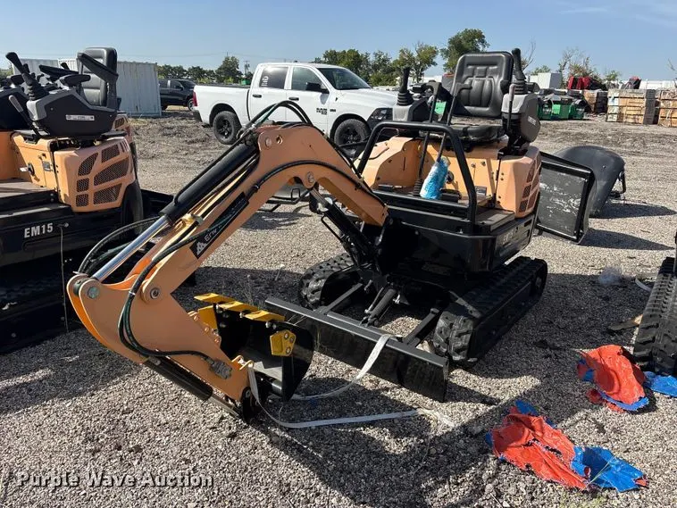 2024 Erie EM15 mini excavator