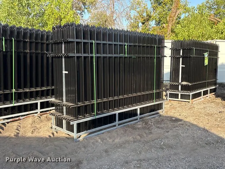 (22) 2024 EINGP F10 fence panels