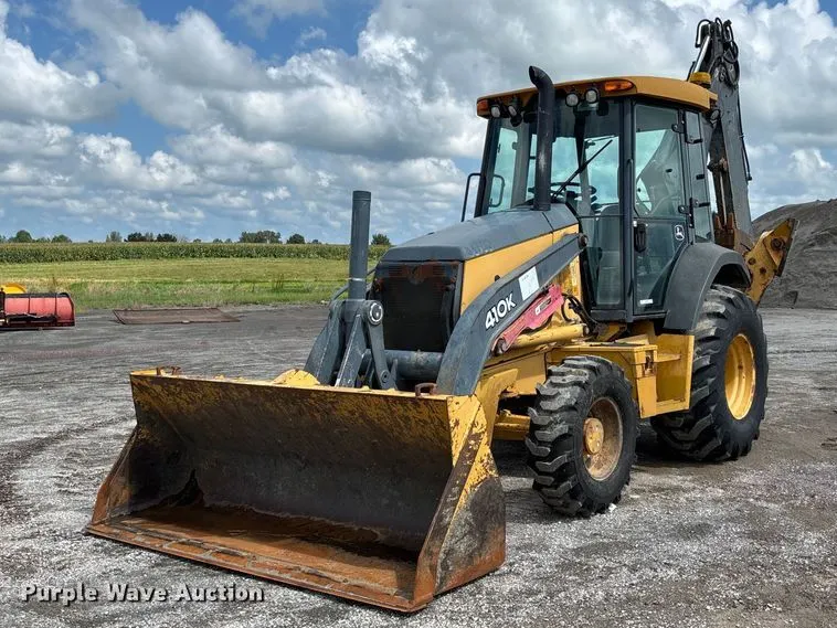 2013 John Deere 410K backhoe