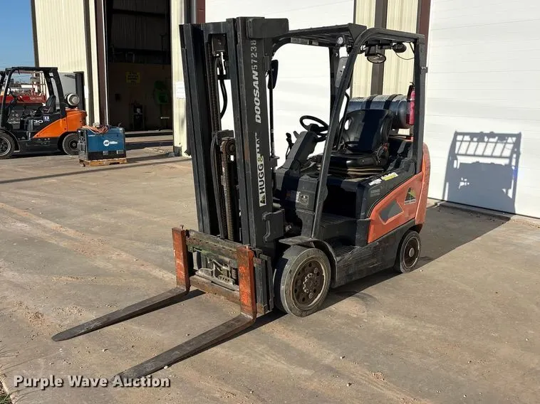 Doosan GC25S-9 forklift