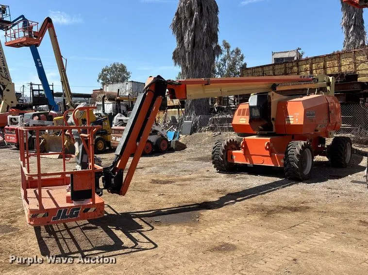 2021 JLG H800AJ boom lift