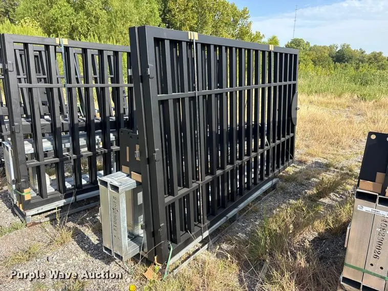 2824 EINGP F20 gate