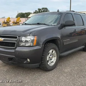 2010 Chevrolet Suburban 1500  SUV