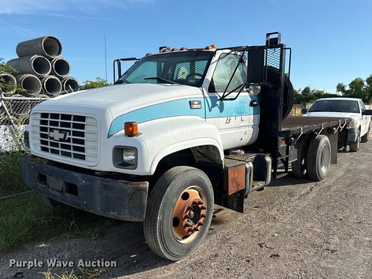 1999 Chevrolet C7 flatbed truck