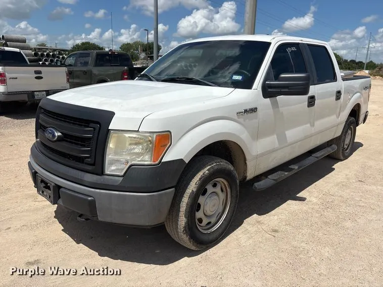 2013 Ford F150 pickup truck