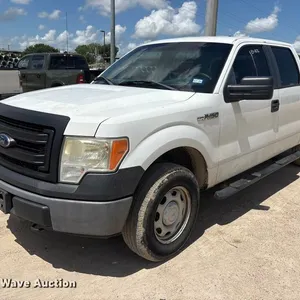 2013 Ford F150 pickup truck
