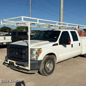 2014 Ford F250 Super Duty Crew Cab utility bed pickup truck