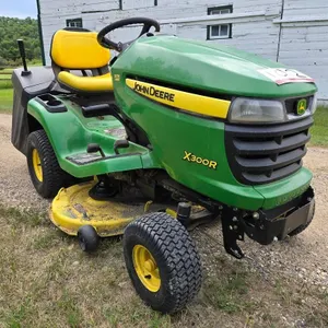 2012 John Deere X300R Lawn Tractor
 UNRESERVED