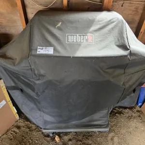 Weber Spirit 3-Burner Propane BBQ Grill
 UNRESERVED