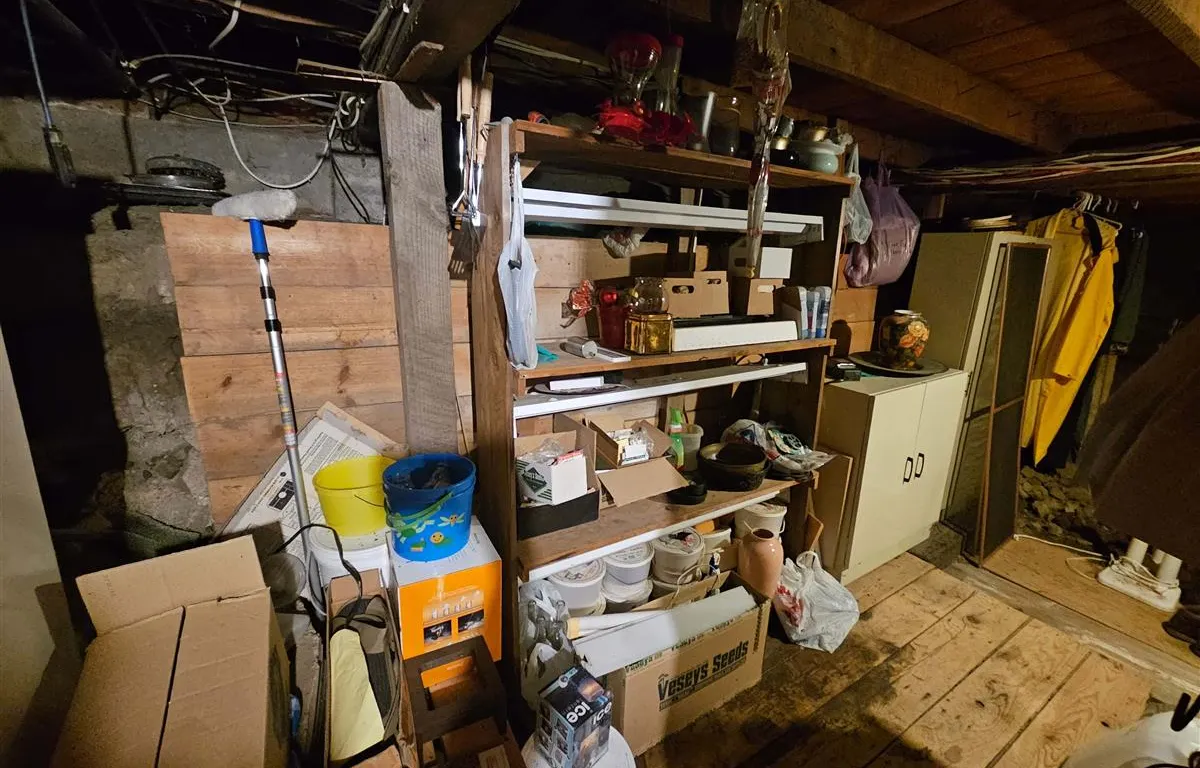 Basement Household Contents and Storage Items
UNRESERVED