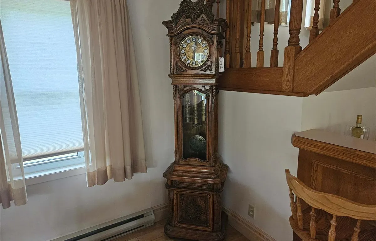 Ornate Wooden Grandfather Clock
UNRESERVED