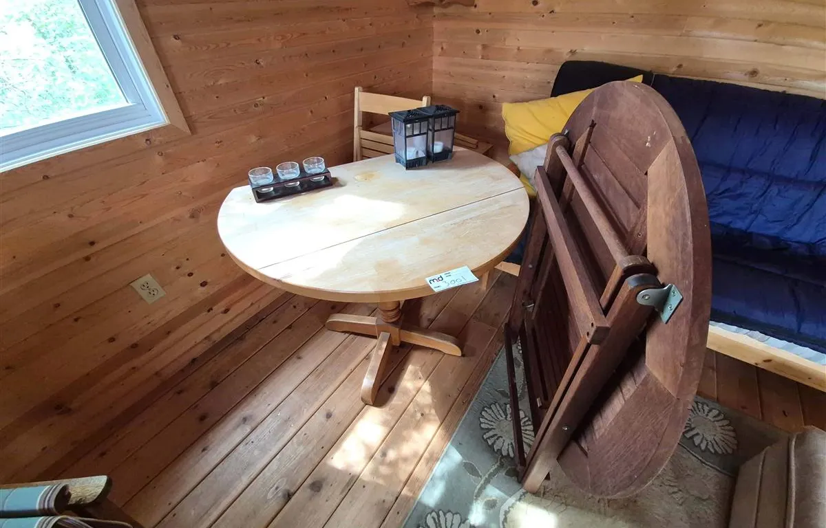 Wood Dining and Folding Patio Table Group
UNRESERVED