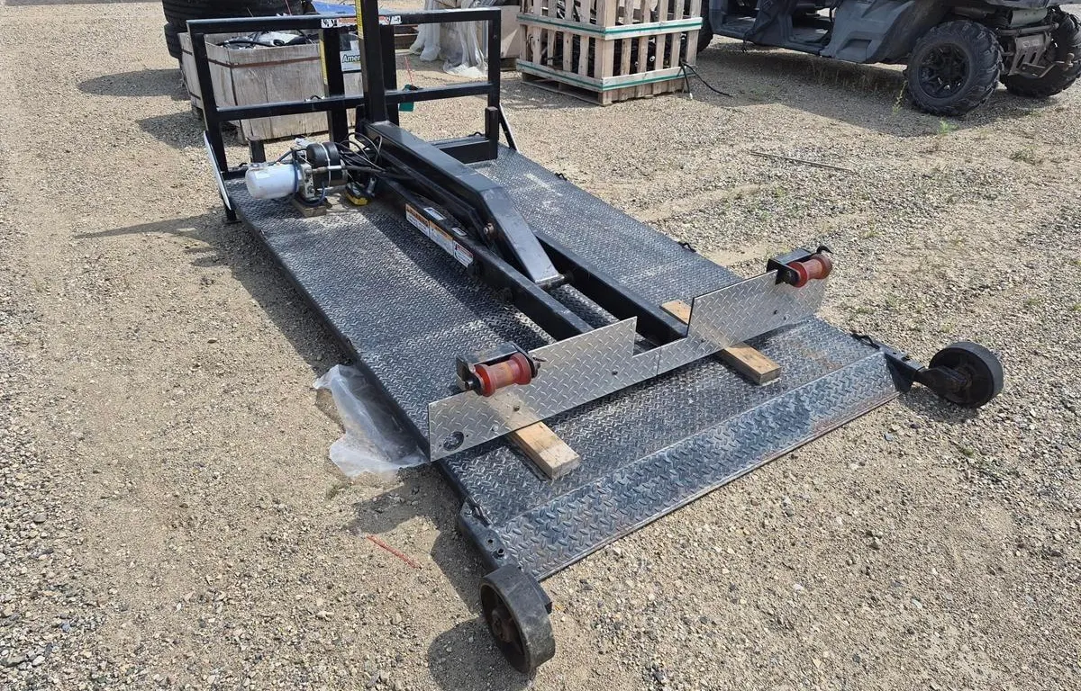 2018 AmeriDeck 8 SDIII Truck Loading Deck
UNRESERVED