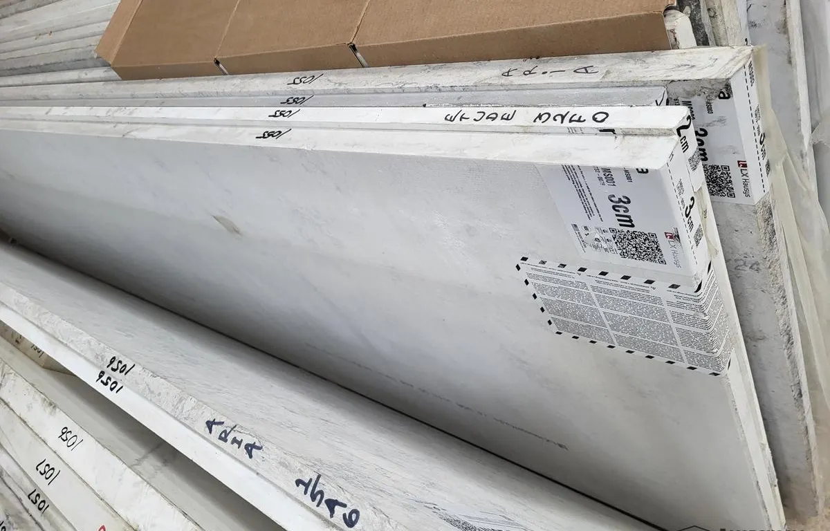 (4) Assorted 1/2 Sized Quartz Slabs
UNRESERVED