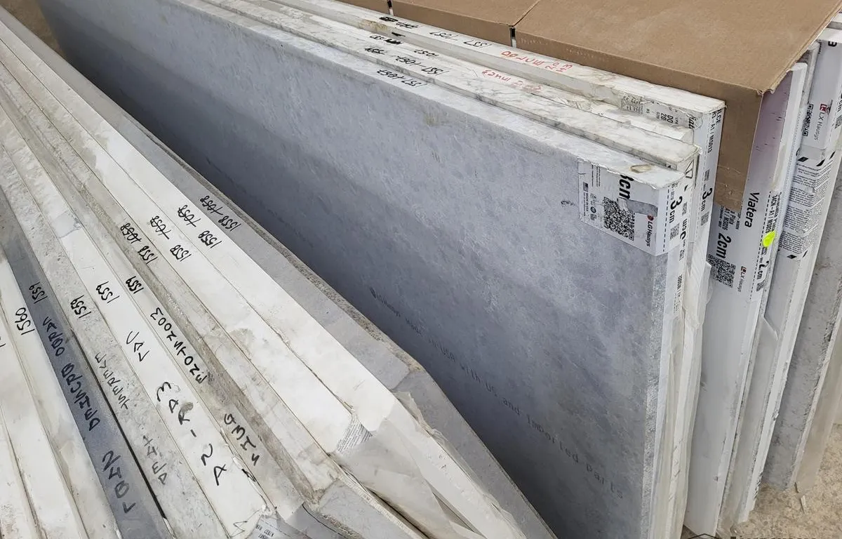 (4) Assorted 1/2 Sized Quartz Slabs
UNRESERVED