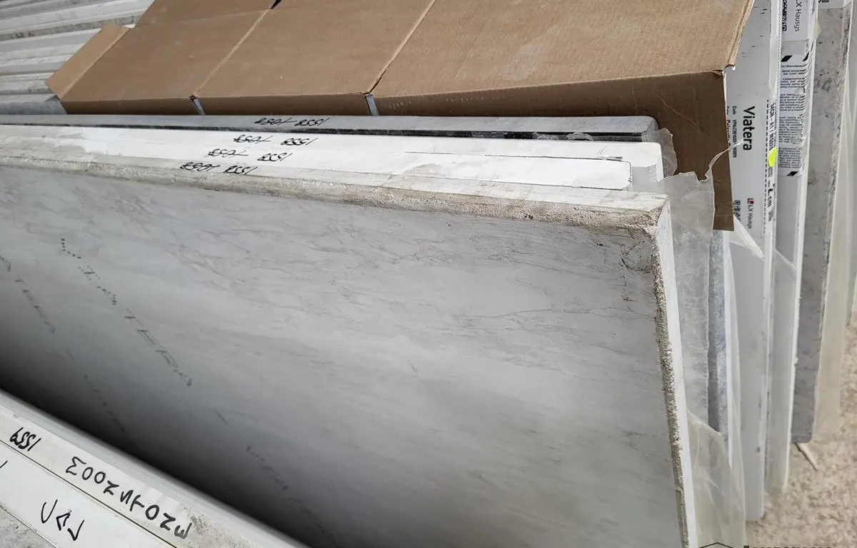 (4) Assorted 1/2 Sized Quartz Slabs
UNRESERVED