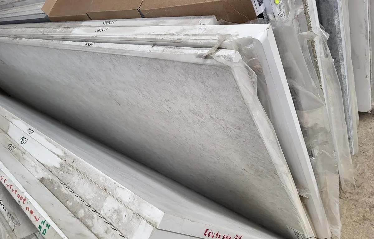 (4) Assorted 1/2 Sized Quartz Slabs
UNRESERVED