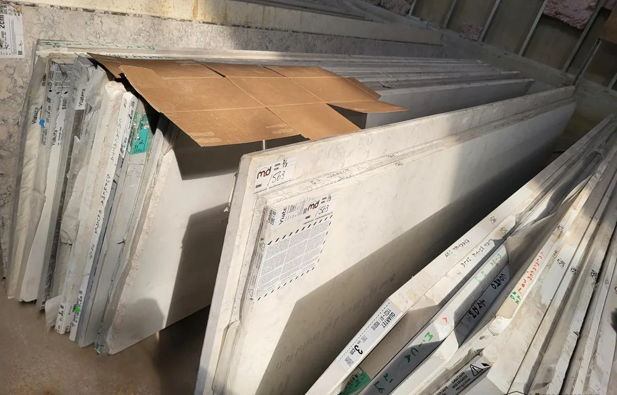 (3) Assorted 1/2 Sized Quartz Slabs
UNRESERVED