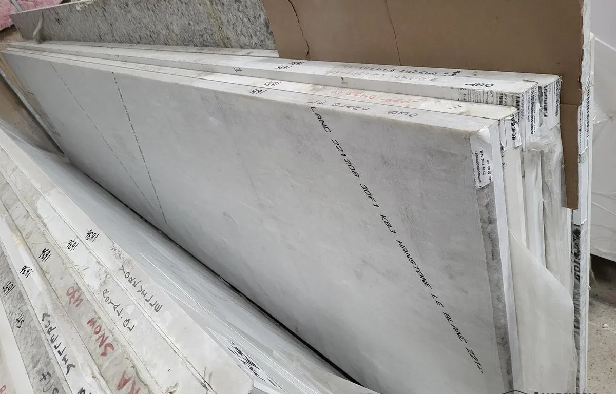 (4) Assorted 1/2 Sized Quartz Slabs
UNRESERVED