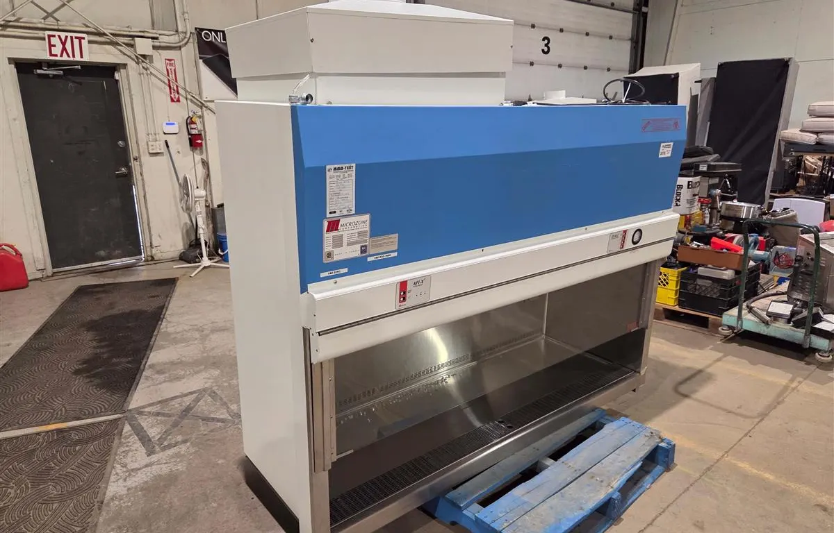Microzone Biological Safety Cabinet
UNRESERVED
