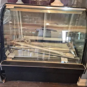 Curved Glass Refrigerated Display Case
 UNRESERVED