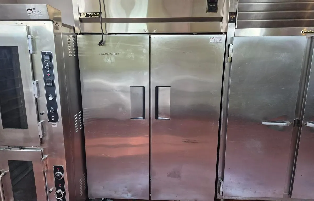 True TA2R-2S Two-Door Refrigerator
UNRESERVED