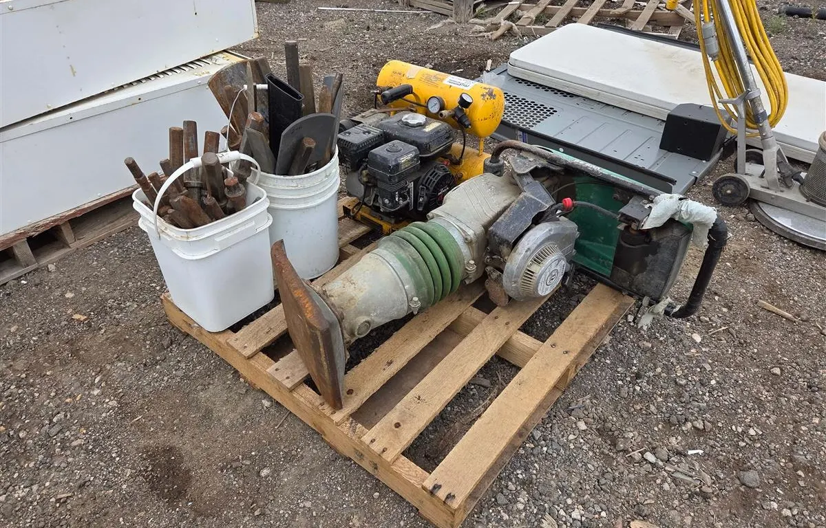 Wacker BS600 Rammer, DeWalt Engine & Misc. Items
UNRESERVED