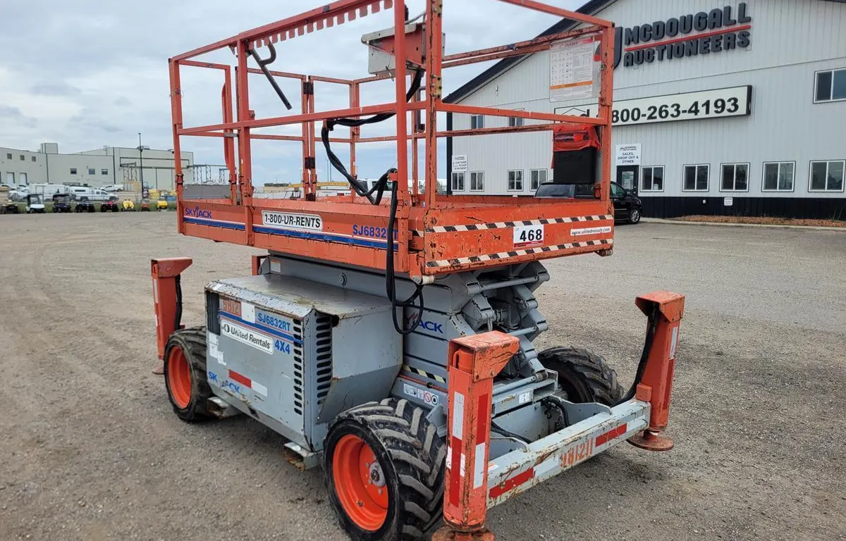2007 Skyjack SJ6832RT 4x4 Scissor Lift