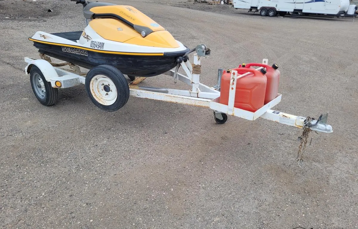 2005 Sea Doo 3D Personal Watercraft (Non Runner) w/ 2006 Voyager S/A Watercraft Trailer