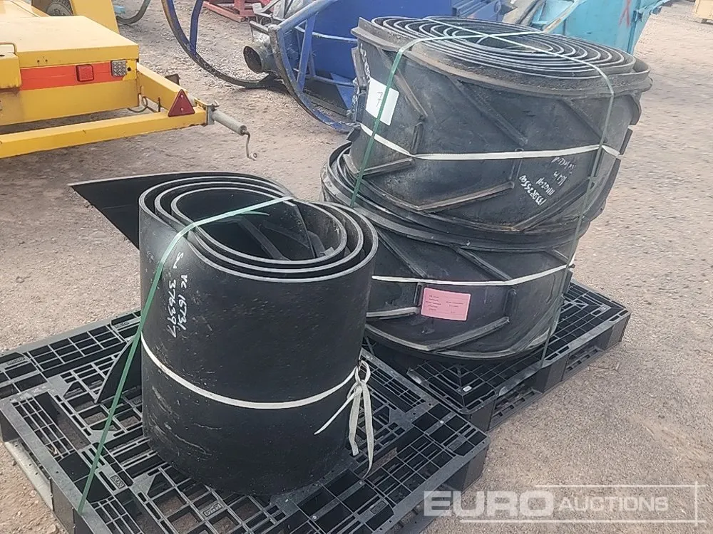 Roll of Chevron Conveyor Belt (3 of)
