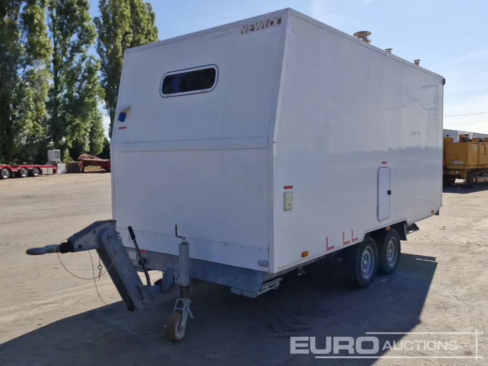 DAUDIN Twin Axle Toilet Trailer