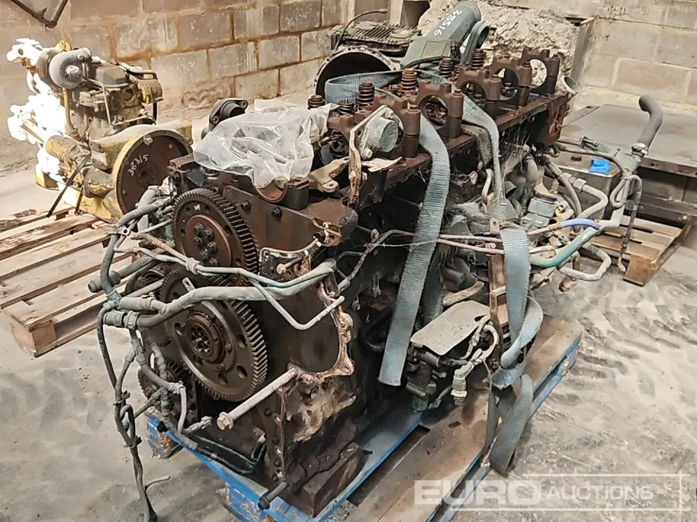 Volvo 6 Cylinder Engine (Spares)
