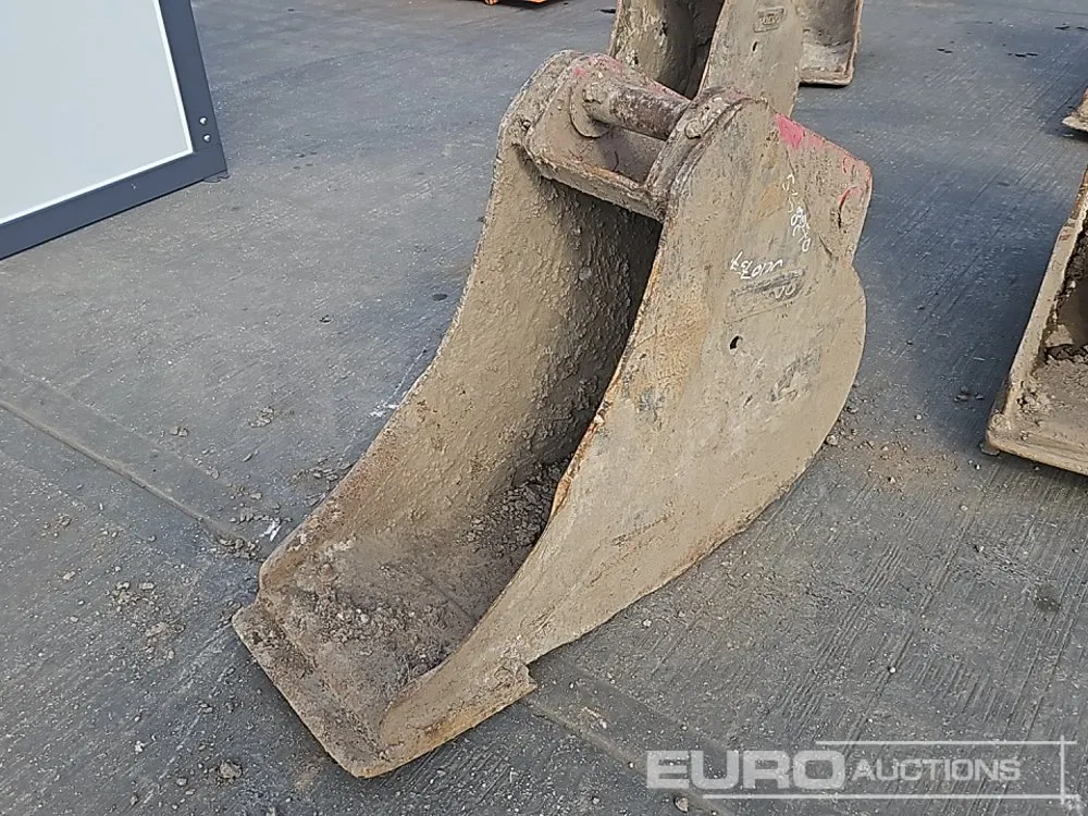 Volvo 18" Digging Bucket 65mm Pin to suit 13 Ton Excavator