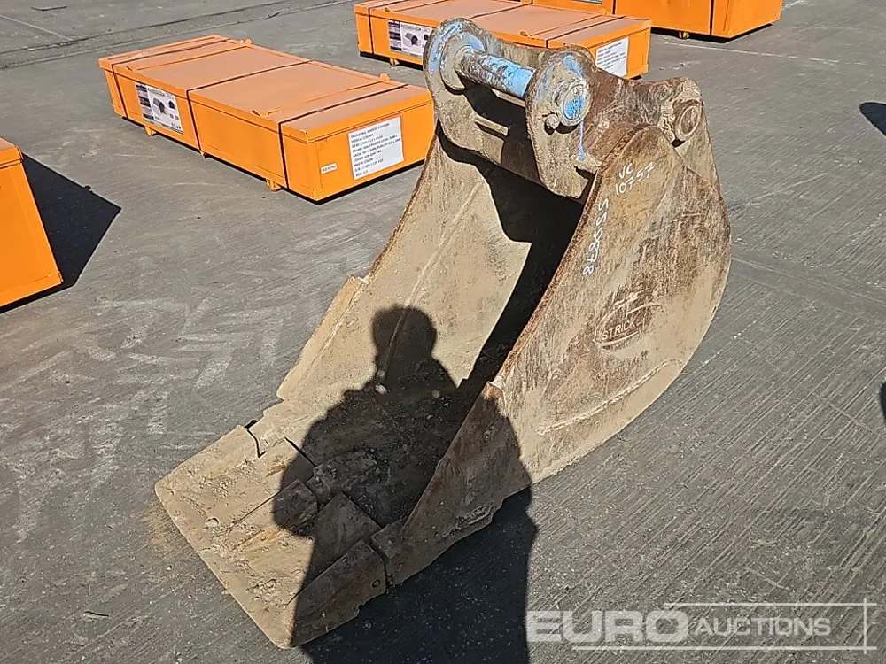 Strickland 24" Digging Bucket 65mm Pin to suit 13 Ton Excavator