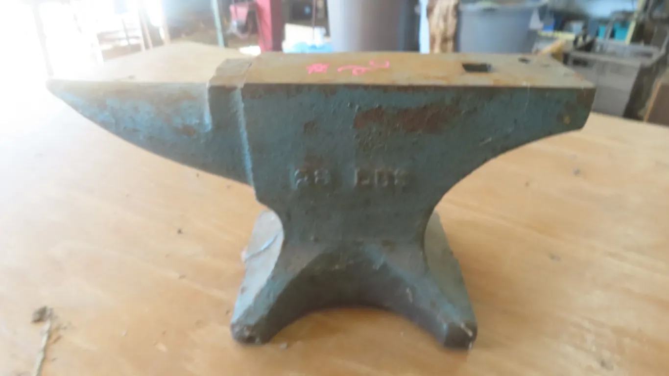 Anvil, 28 Lb
