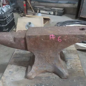 Anvil, Approximately 100-125 Lb