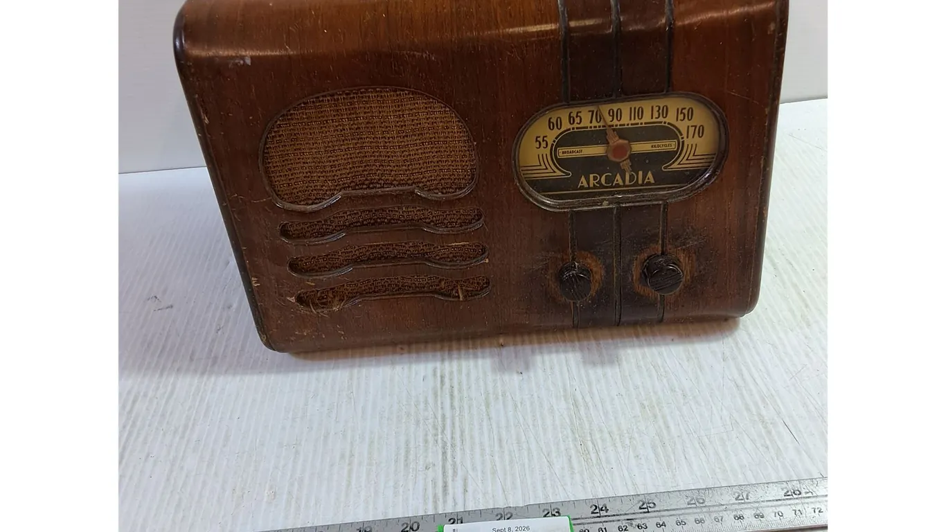 Arcadia Northern Radio - Rosthern, Sask - Untested