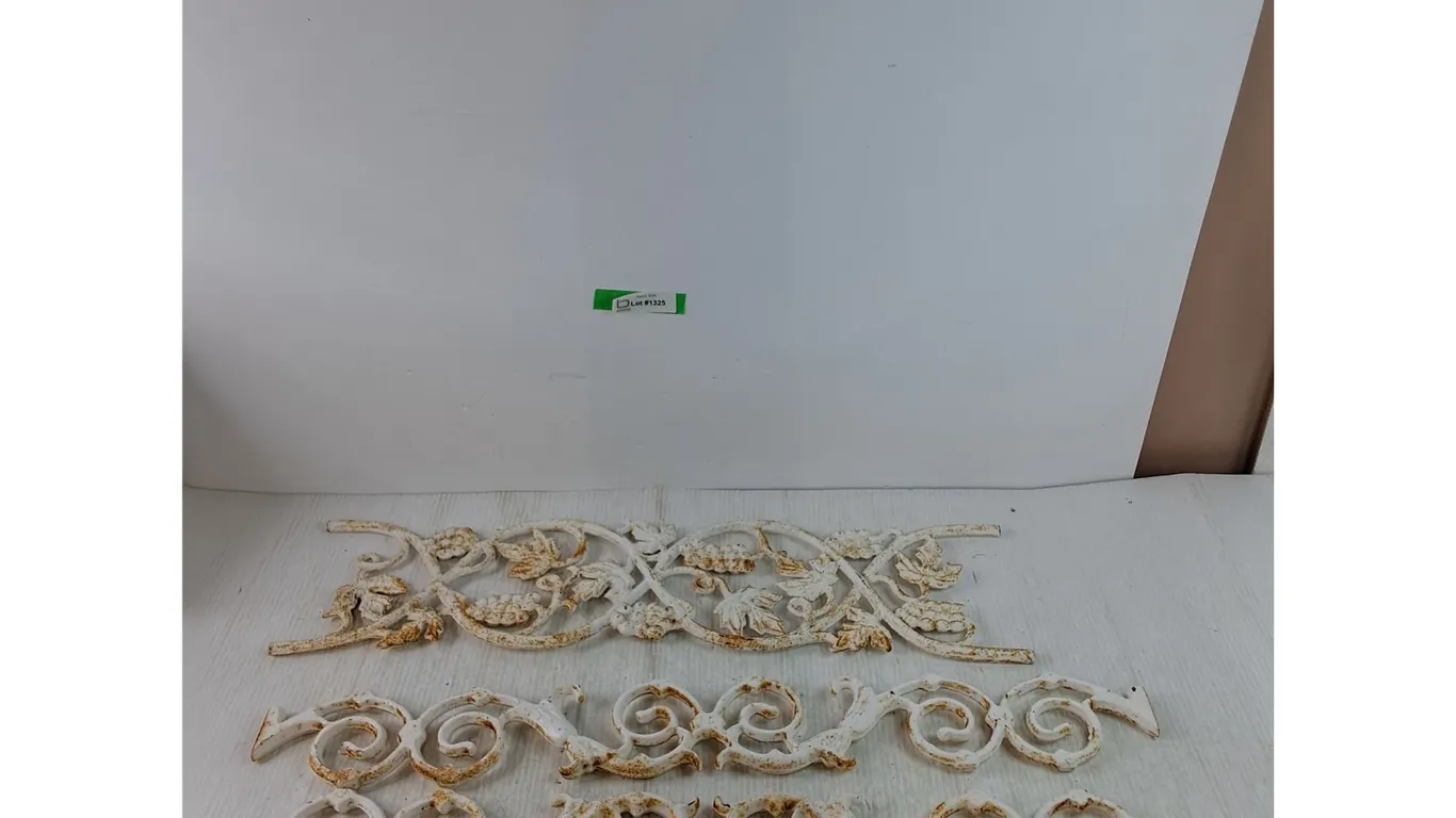 **Wrought Iron Painted White Ornamental Metal Outdoor Decorations No Shipping