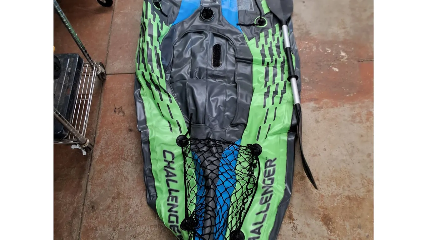 Intex K1 Challenger Inflatable Kayak w/Paddle - PICKUP PREFERRED